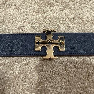 Tory Burch Reversible Dark Blue Belt with Gold Emblem